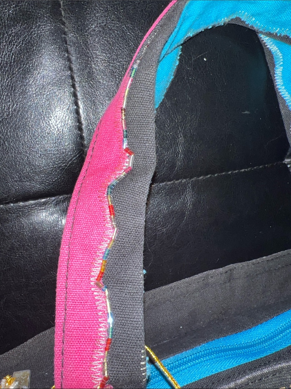 Laurel Burch Colorful Dog Tote - Picture 5 of 16